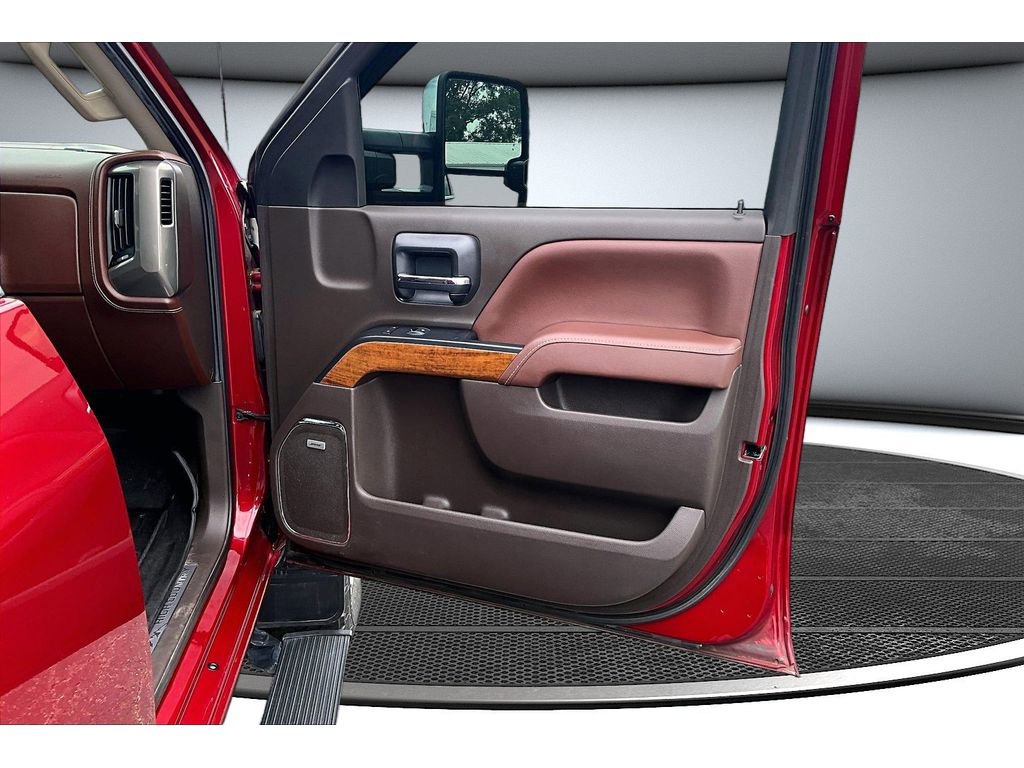 Used 2018 Chevrolet Silverado 2500 High Country AWD/4WD image 26