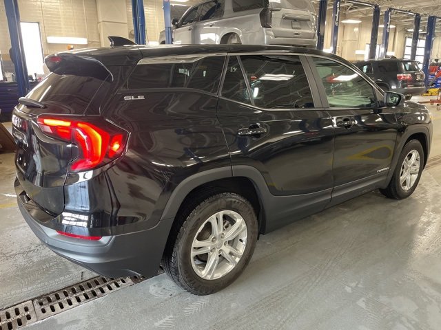Used 2021 GMC Terrain SLE w/ LPO, Floor Liner Package image 6
