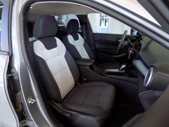 Used 2024 Chevrolet Trax LS FWD image 26