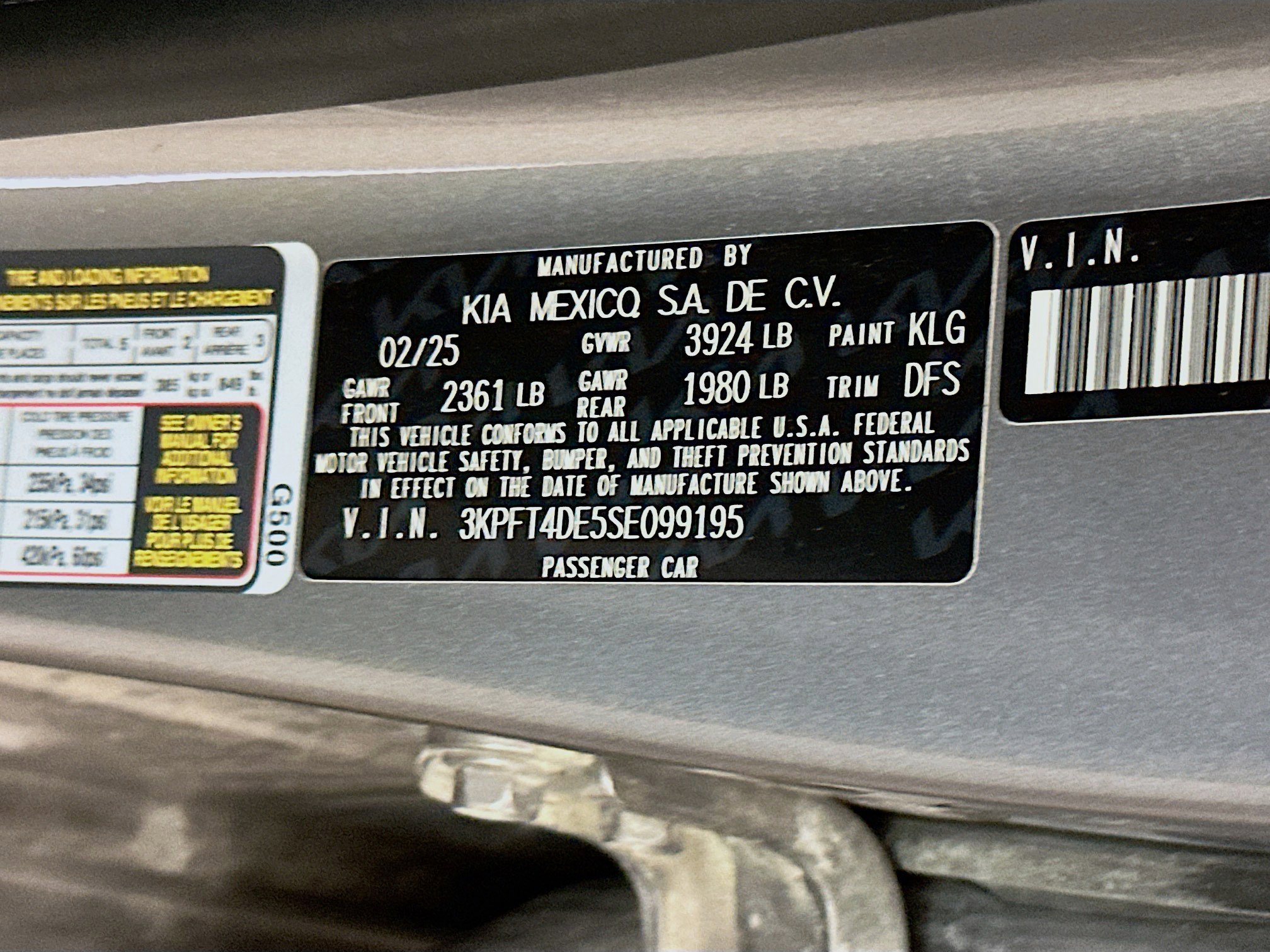 Used 2025 Kia K4 LXS image 12