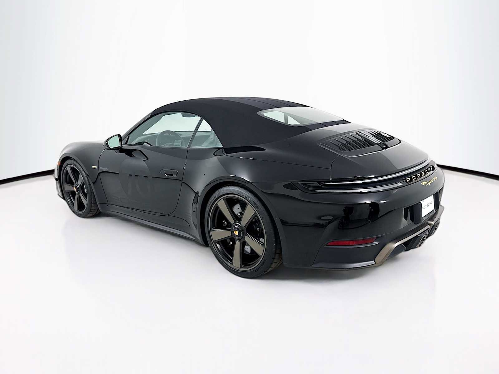 New 2026 Porsche 911 GTS RWD image 3