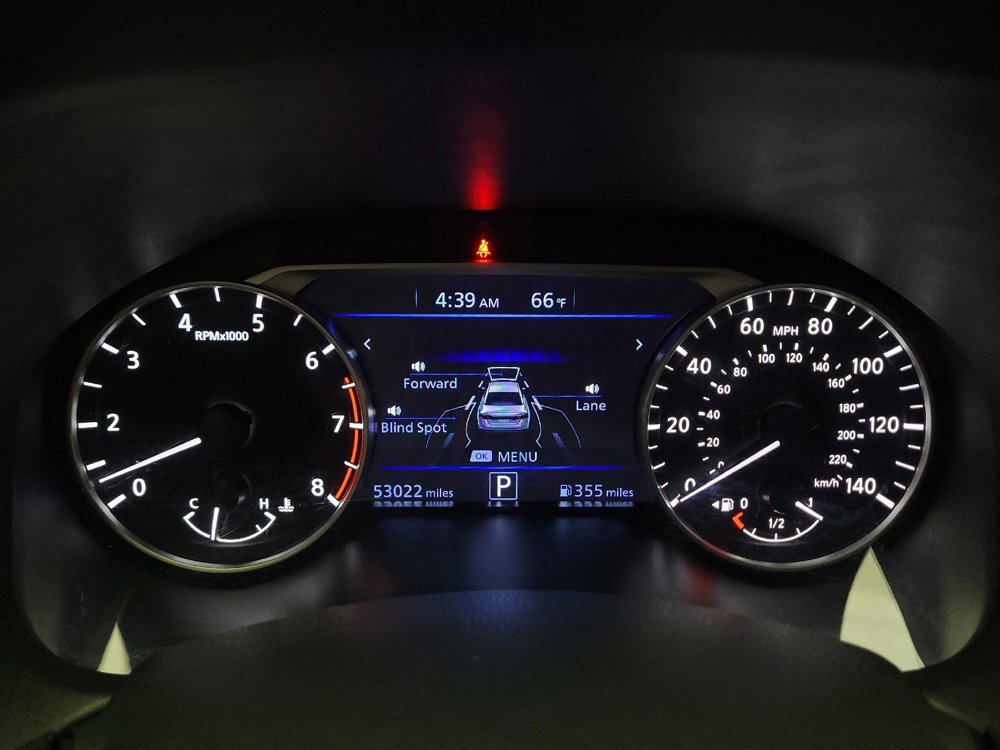 Used 2024 Nissan Altima 2.5 SV image 23