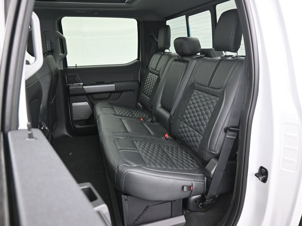 New 2026 Ford F250 Lariat w/ Black Appearance Package image 26