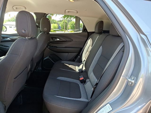 Used 2025 Chevrolet TrailBlazer LT AWD/4WD image 12