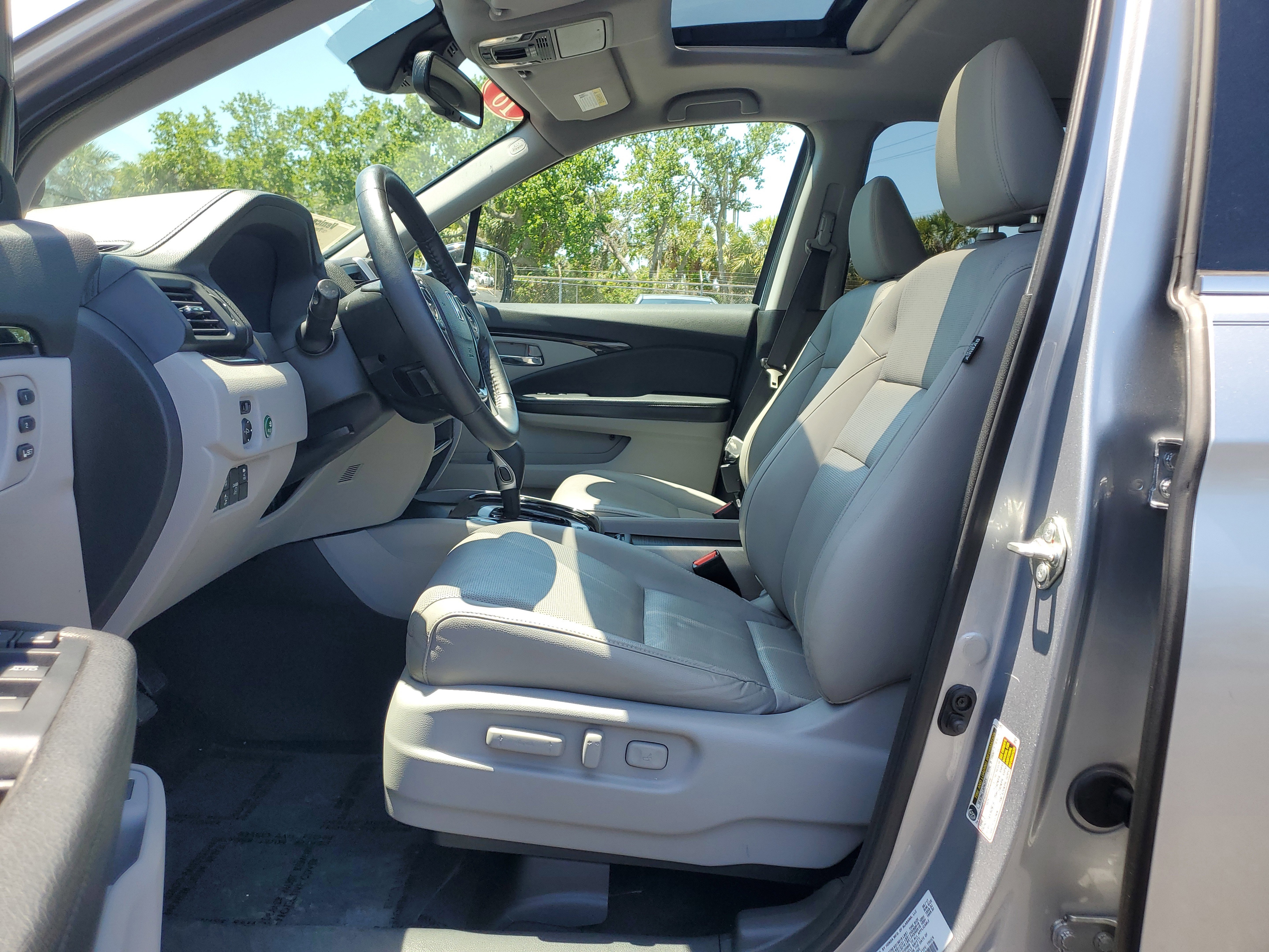 Used 2018 Honda Ridgeline RTL-E image 13