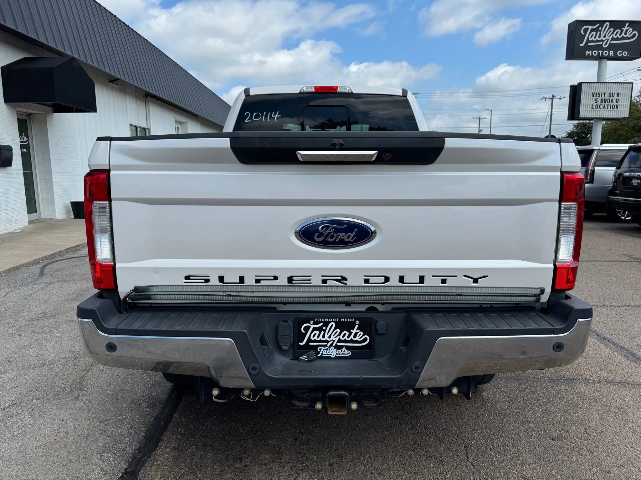 Used 2017 Ford F250 Lariat w/ Chrome Package image 7