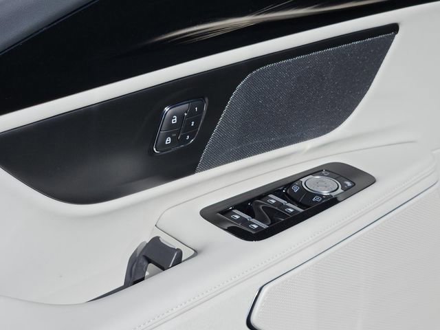 New 2026 Lincoln Nautilus Premier AWD/4WD image 19
