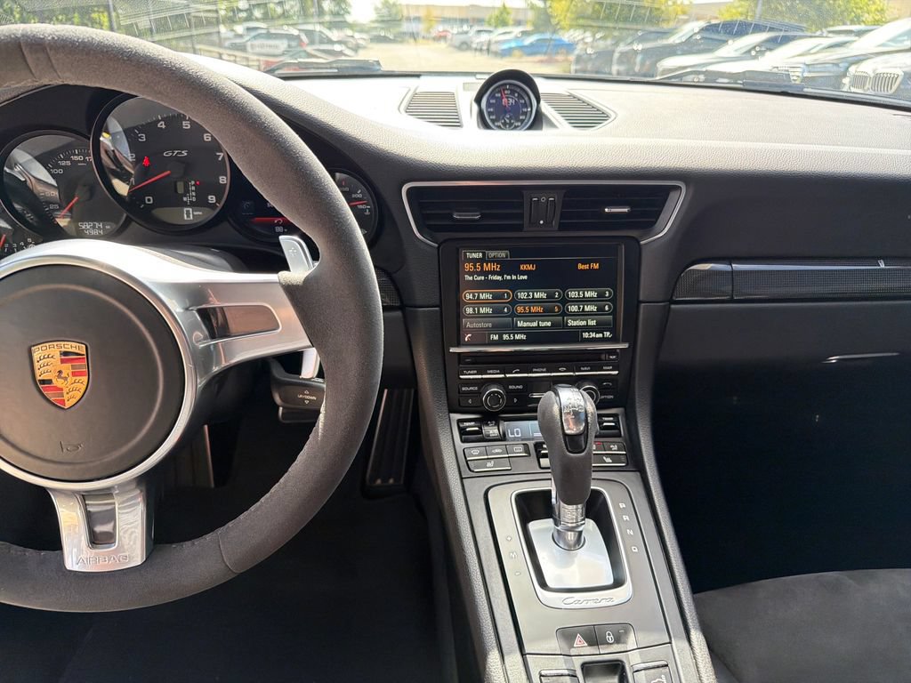 Used 2016 Porsche 911 Carrera GTS RWD image 22