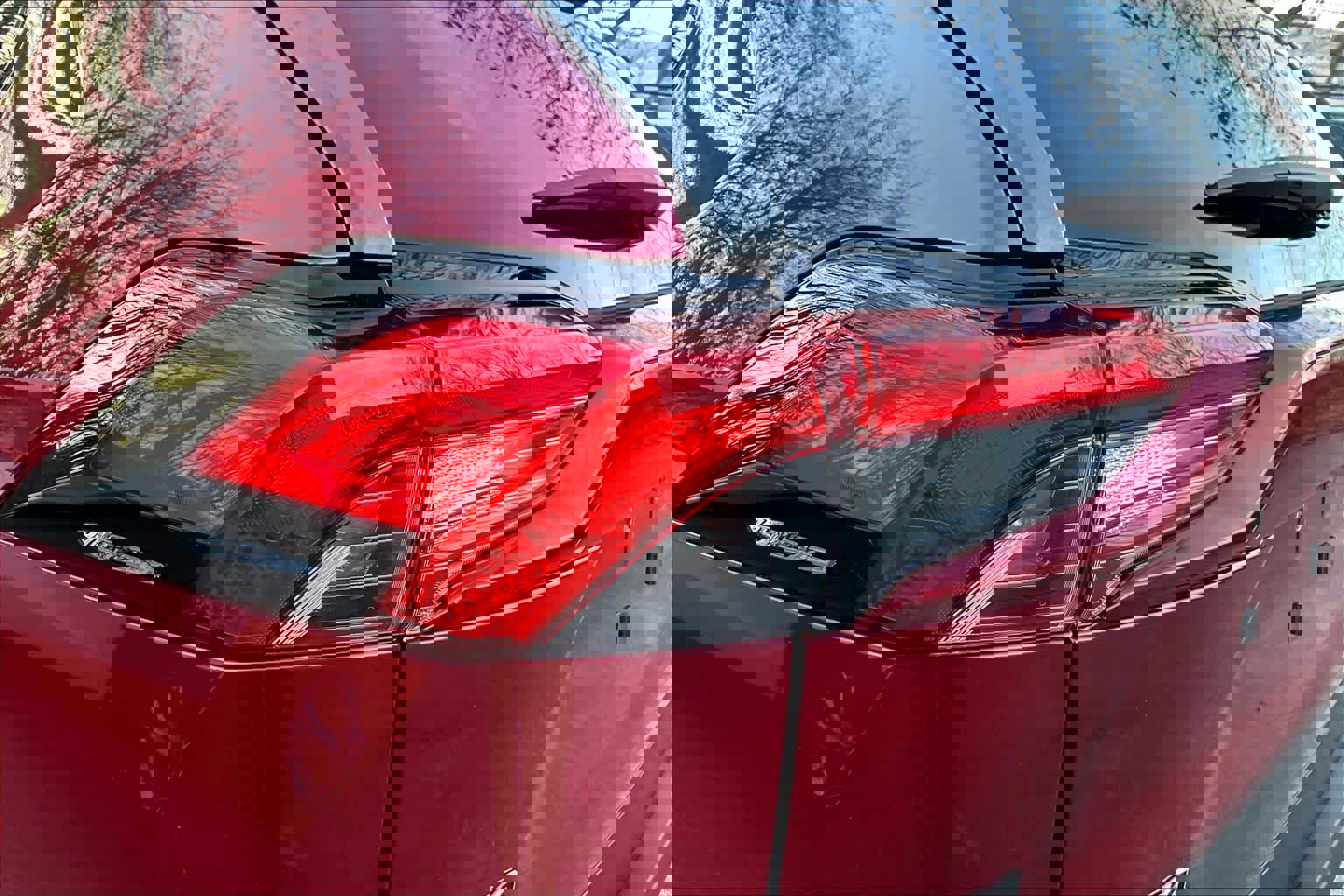 Used 2019 Toyota RAV4 LE w/ Carpet Mat Package image 26