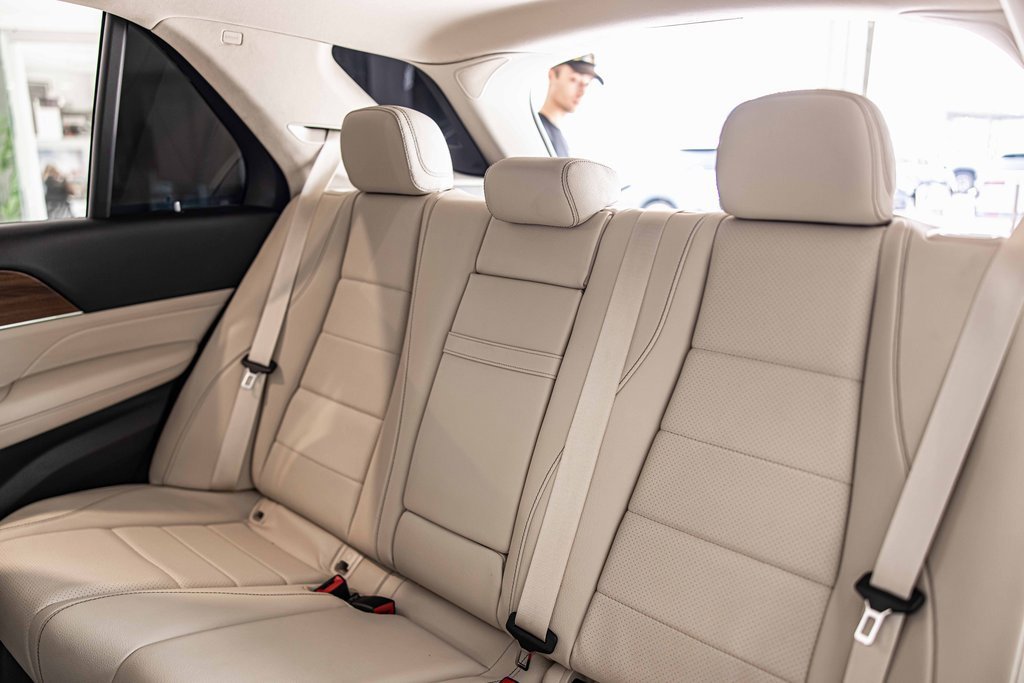 Used 2022 Mercedes-Benz GLE 450 4MATIC w/ Revised AMG Line Exterior image 36