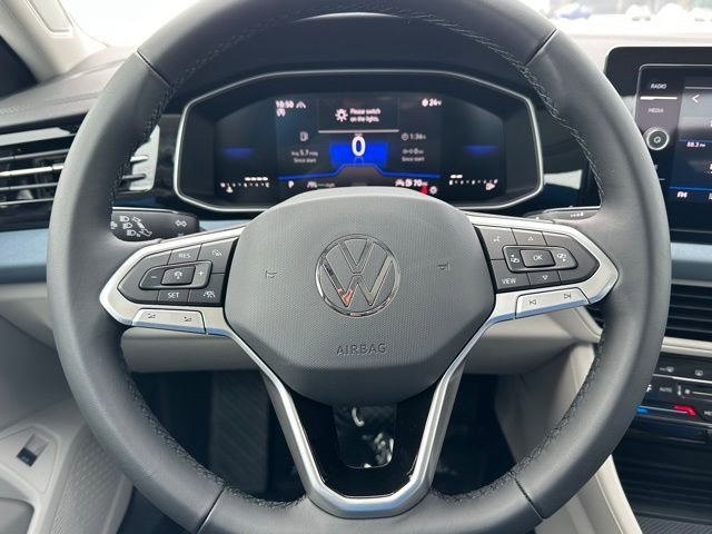 New 2025 Volkswagen Jetta SE image 41