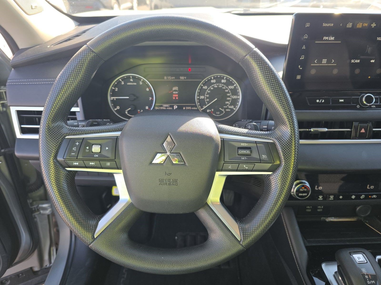 Used 2025 Mitsubishi Outlander ES FWD image 10