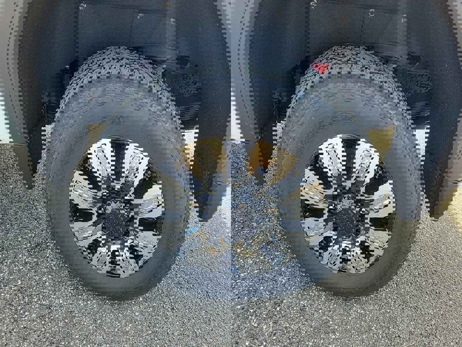 New 2026 GMC Sierra 2500 Denali w/ Denali Reserve Package image 8