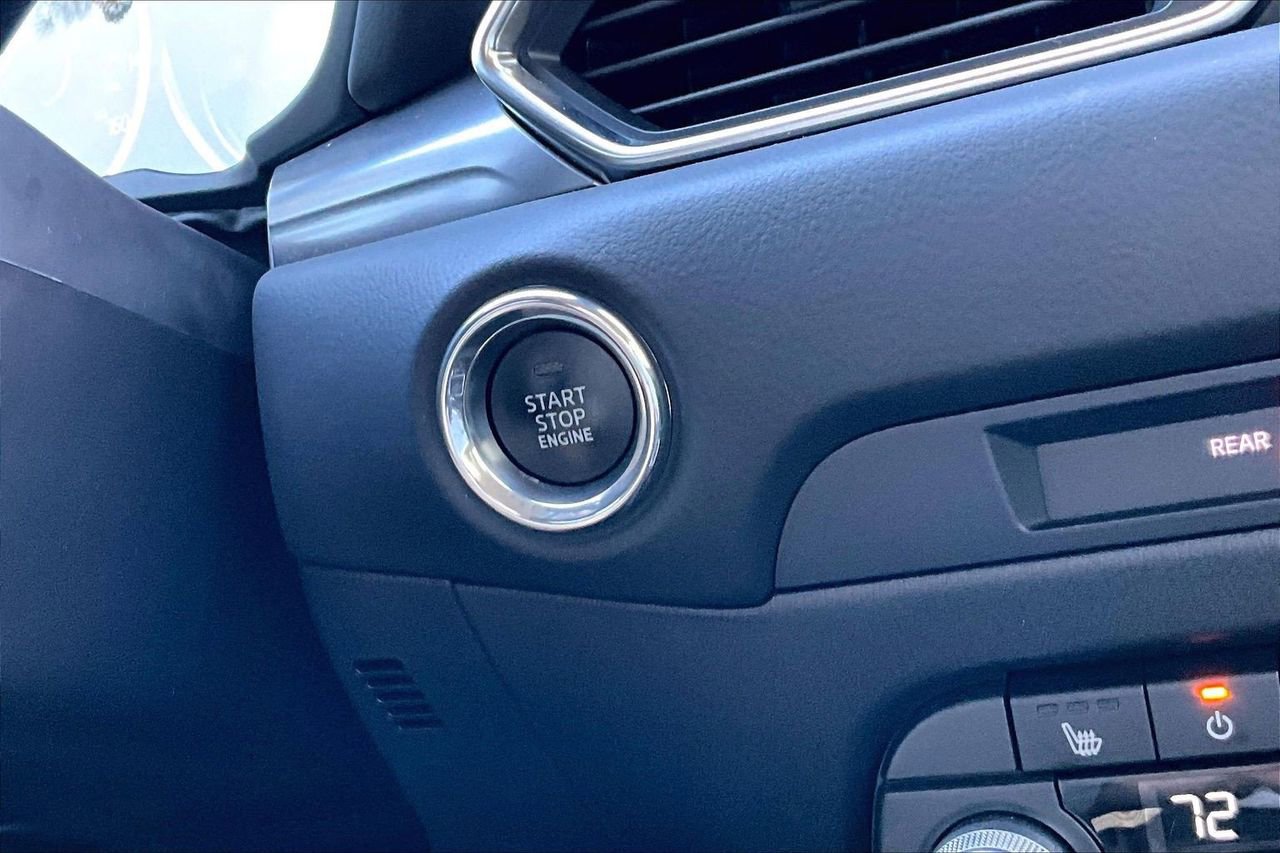 Used 2021 MAZDA CX-5 Touring image 26