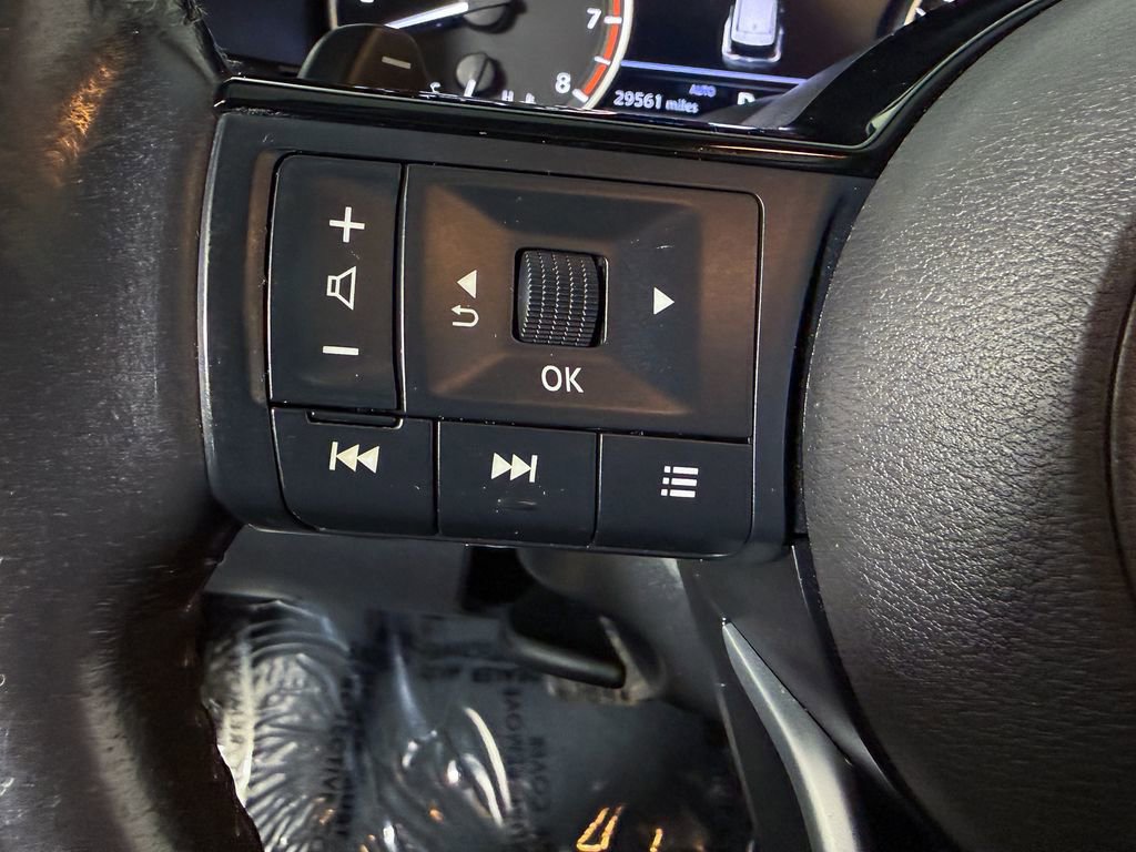 Certified 2022 Nissan Rogue SL w/ SL Premium Package image 37