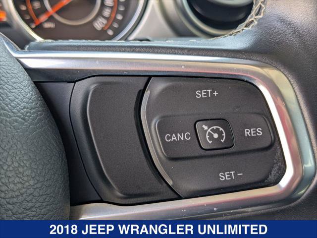 Used 2018 Jeep Wrangler Unlimited Sahara w/ Uconnect 4C Nav & Sound Group AWD/4WD image 15