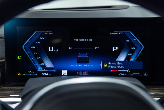 Certified 2024 BMW X7 M60i AWD/4WD image 2