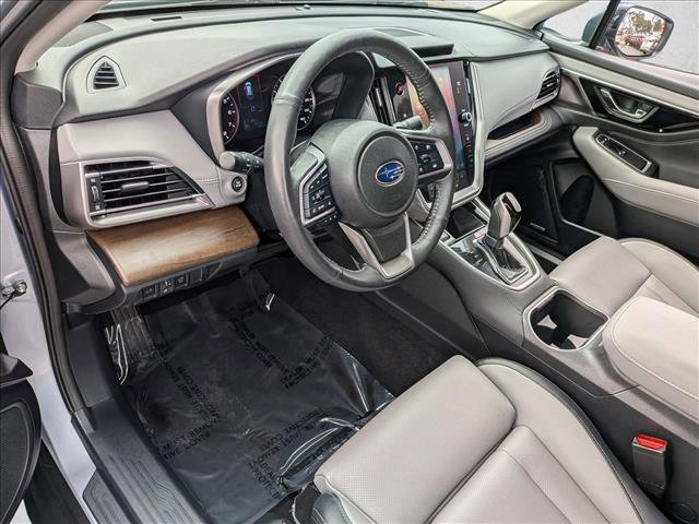Used 2025 Subaru Outback Limited AWD/4WD image 10