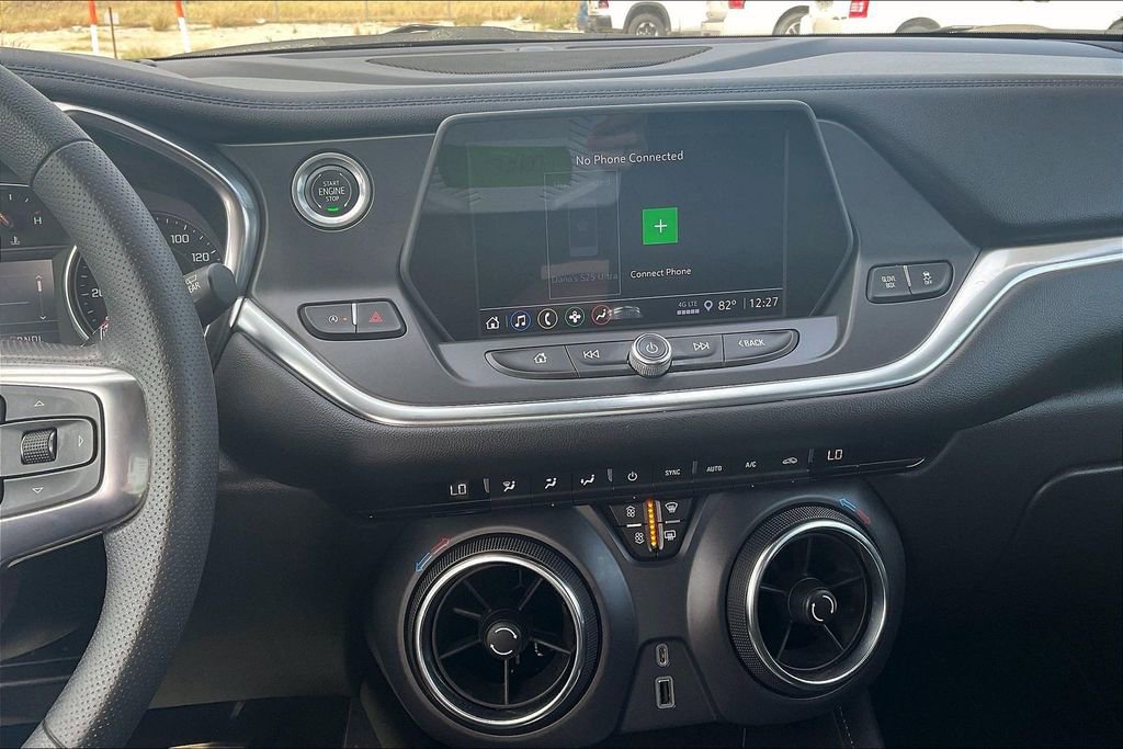 Used 2022 Chevrolet Blazer LT image 8