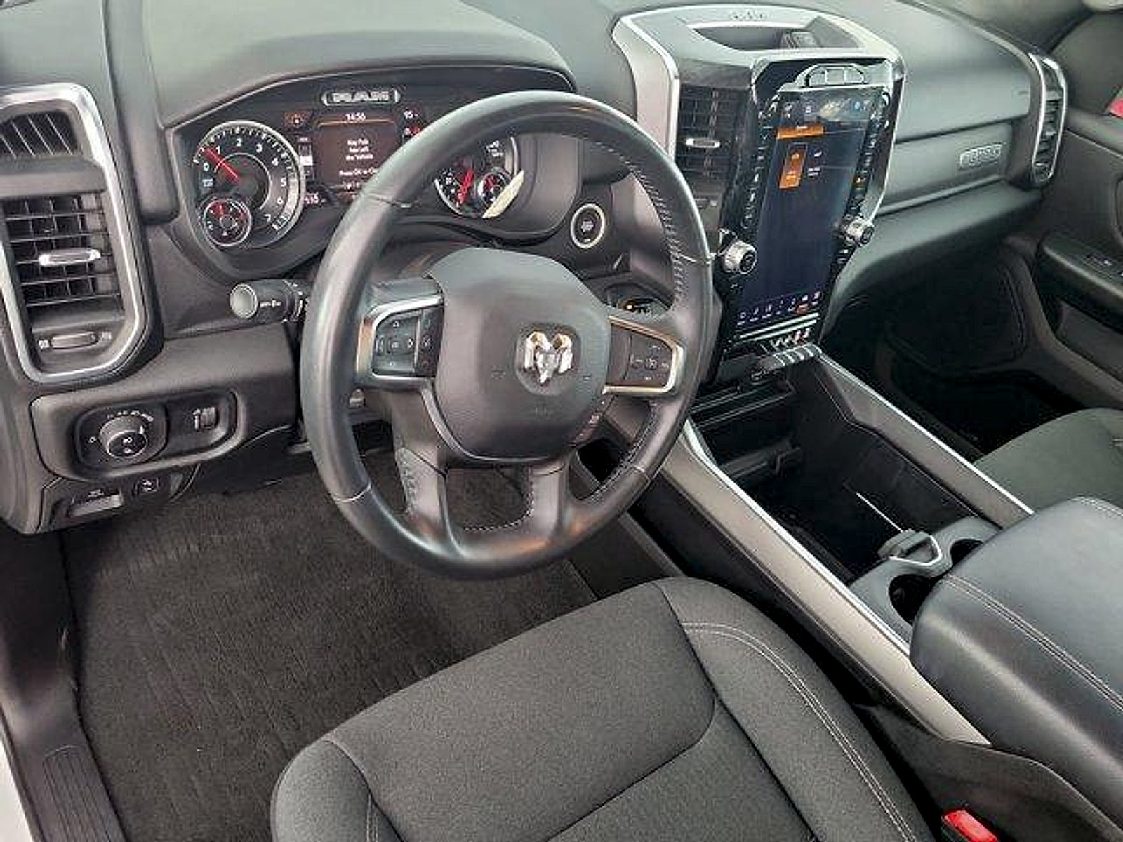 Used 2024 RAM 1500 Big Horn RWD image 24