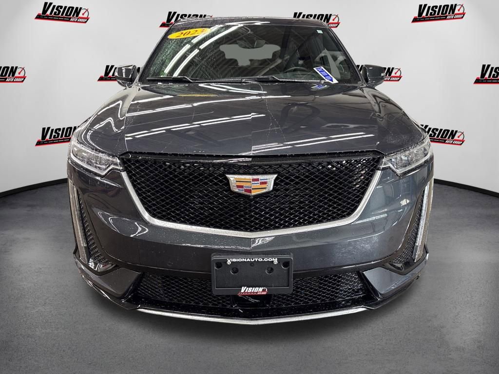 Used 2023 Cadillac XT6 Sport w/ Platinum Package AWD/4WD image 2