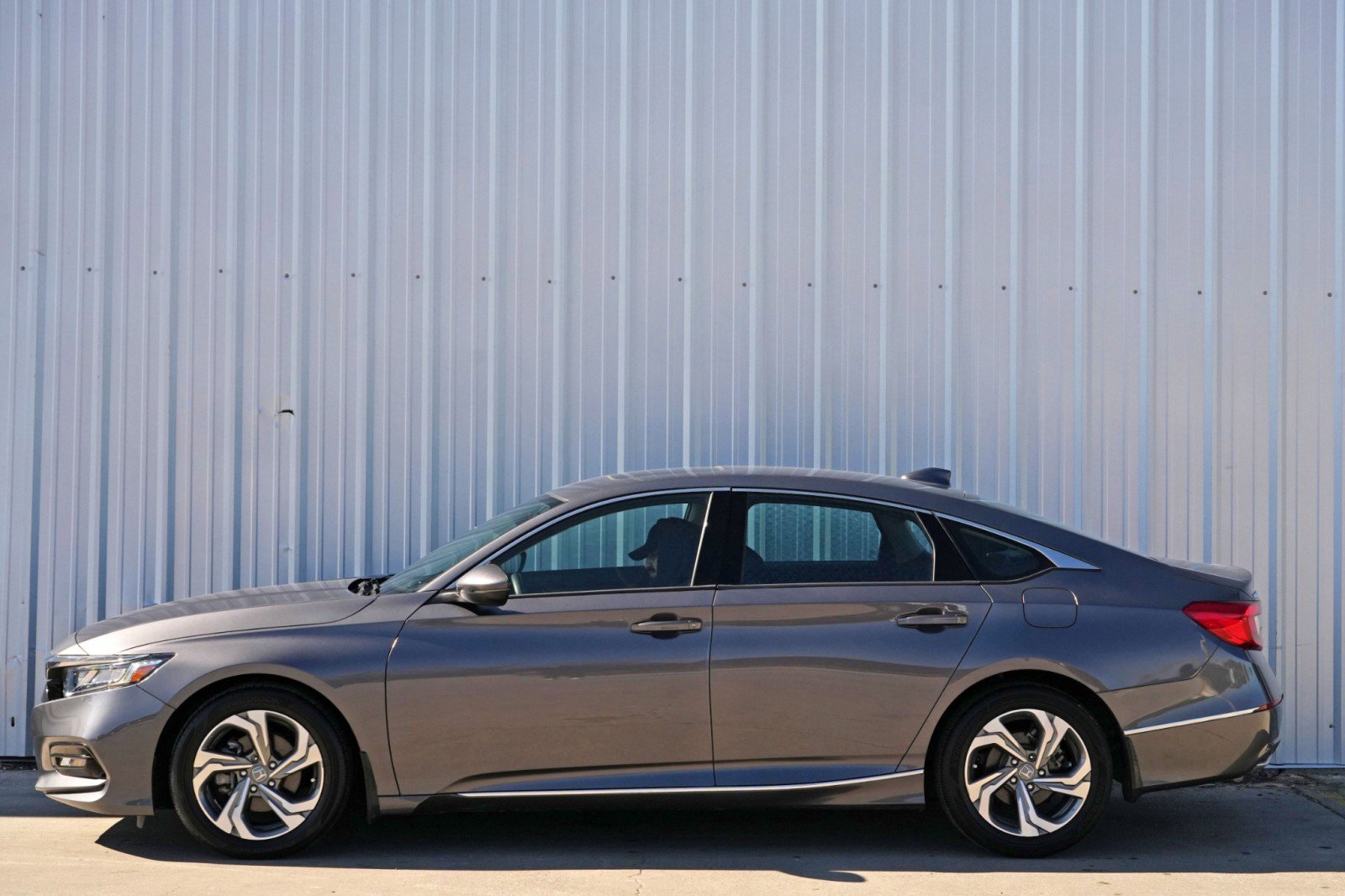 Used 2018 Honda Accord EX-L image 49