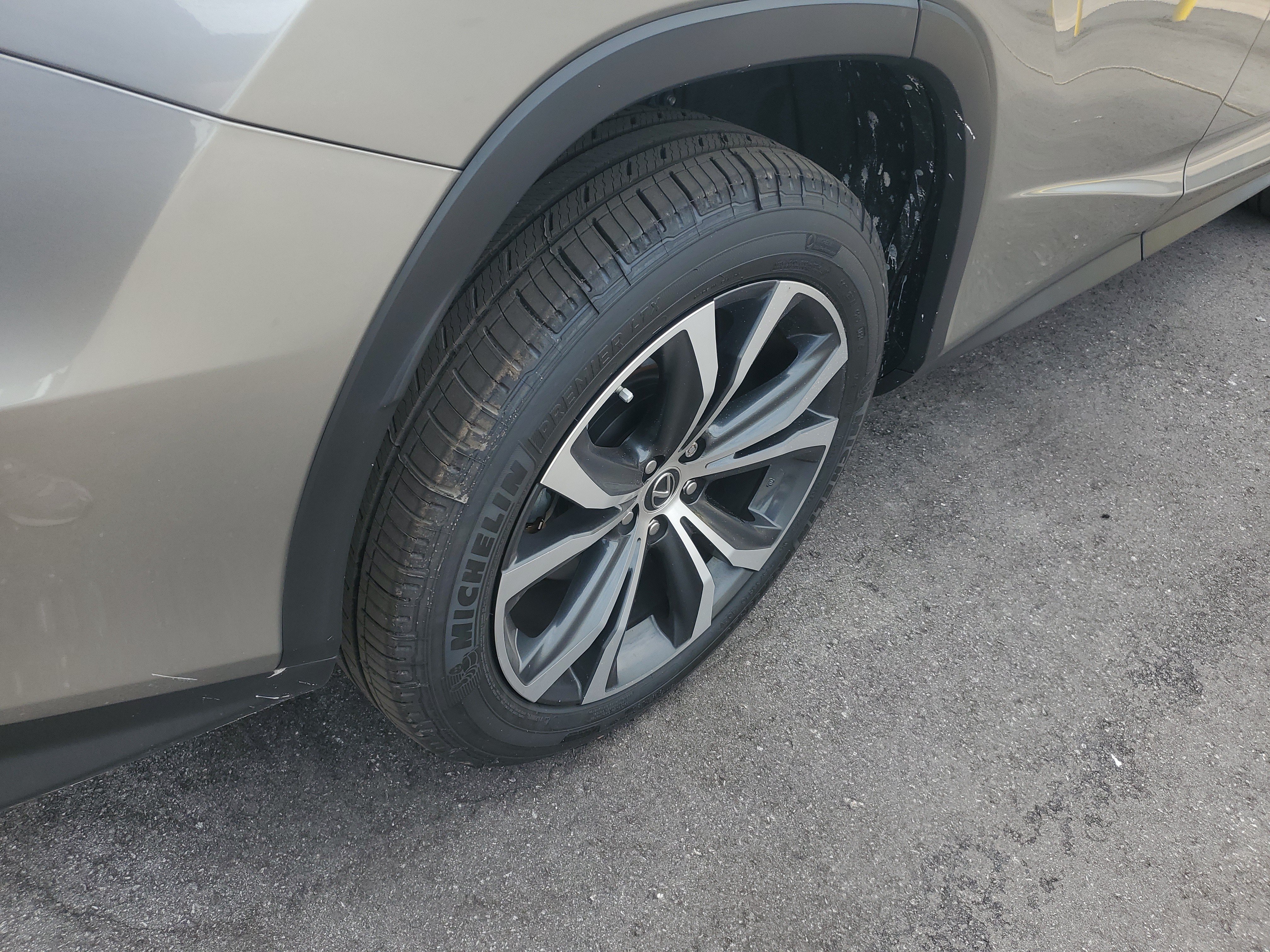 Used 2022 Lexus RX 350 FWD w/ Premium Package image 6