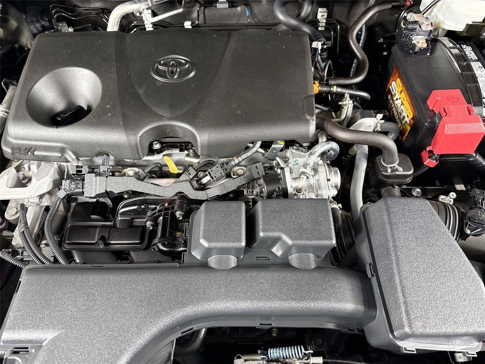 Certified 2022 Toyota RAV4 XLE Premium AWD/4WD image 43