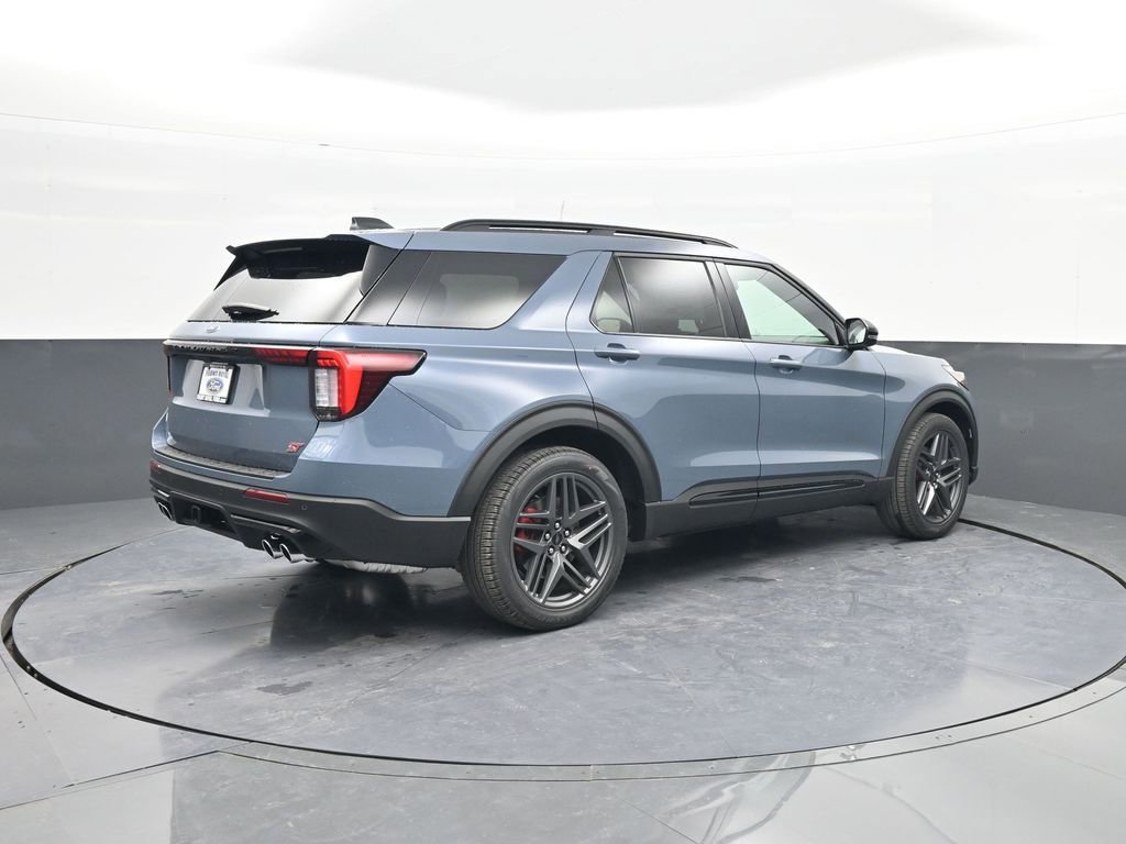 New 2026 Ford Explorer ST image 8