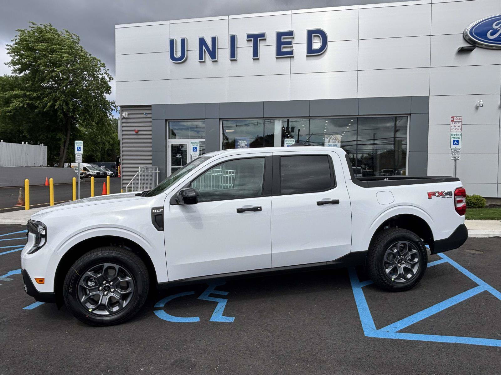 New 2026 Ford Maverick XLT w/ XLT Luxury Package AWD/4WD image 38