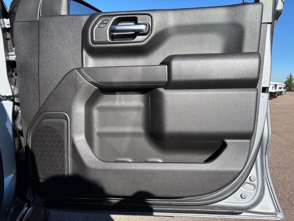 New 2026 Chevrolet Silverado 1500 Custom w/ Turbomax Blackout Package AWD/4WD image 30
