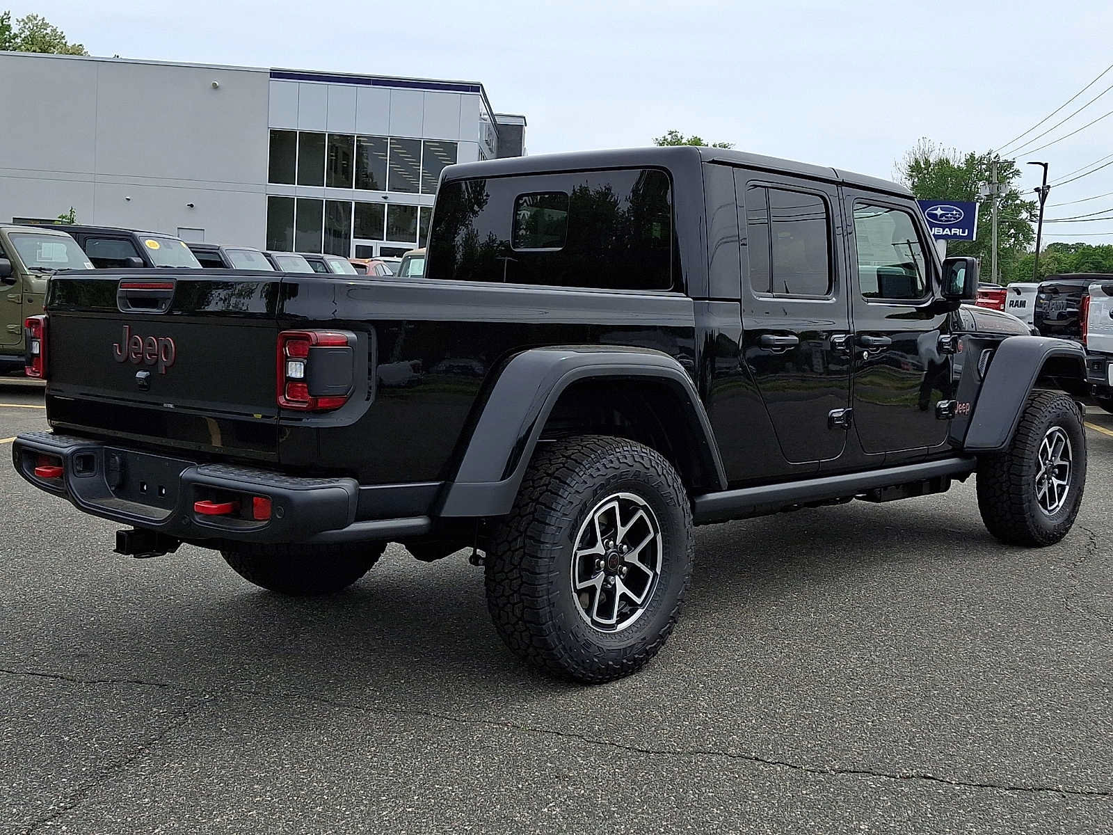 New 2026 Jeep Gladiator Rubicon AWD/4WD image 4