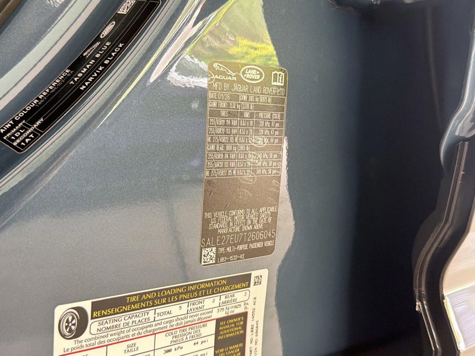 New 2026 Land Rover Defender 110 X-Dynamic SE AWD/4WD image 21