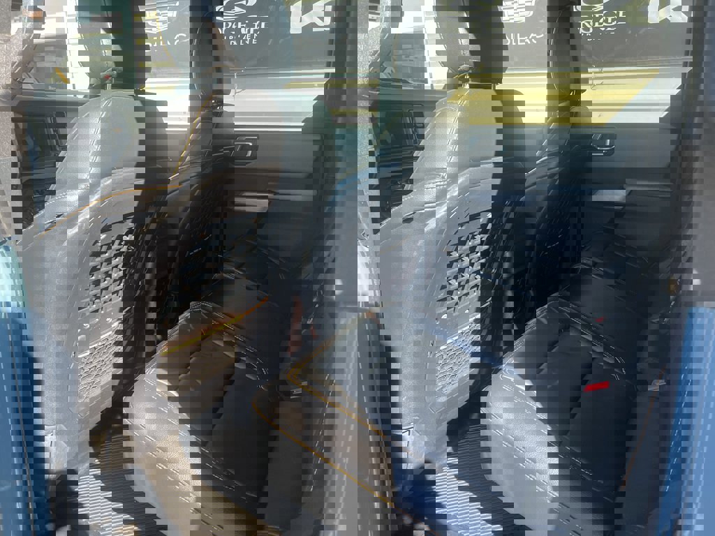 Used 2022 Ford Bronco Badlands image 11