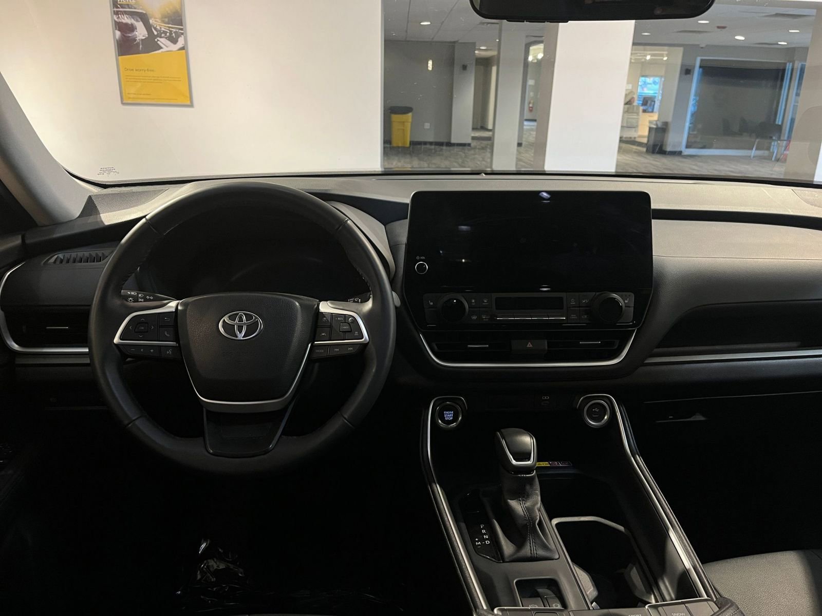 Used 2025 Toyota Grand Highlander FWD image 35