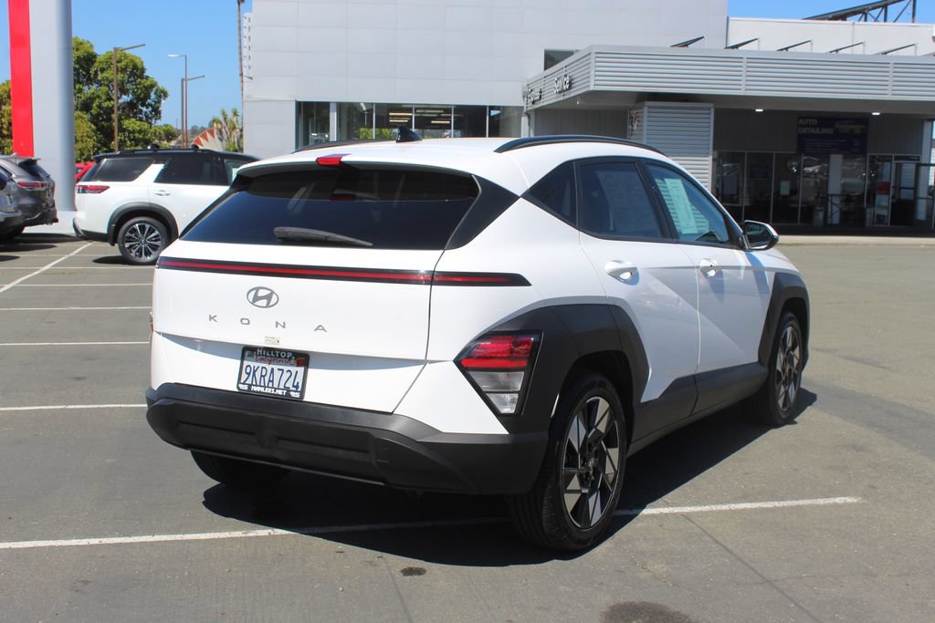 Used 2024 Hyundai Kona SEL FWD image 7