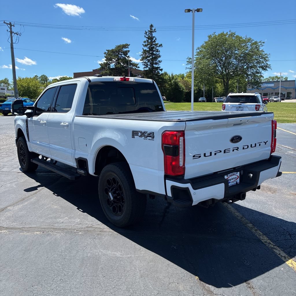 Used 2023 Ford F250 Lariat w/ Black Appearance Package AWD/4WD image 8