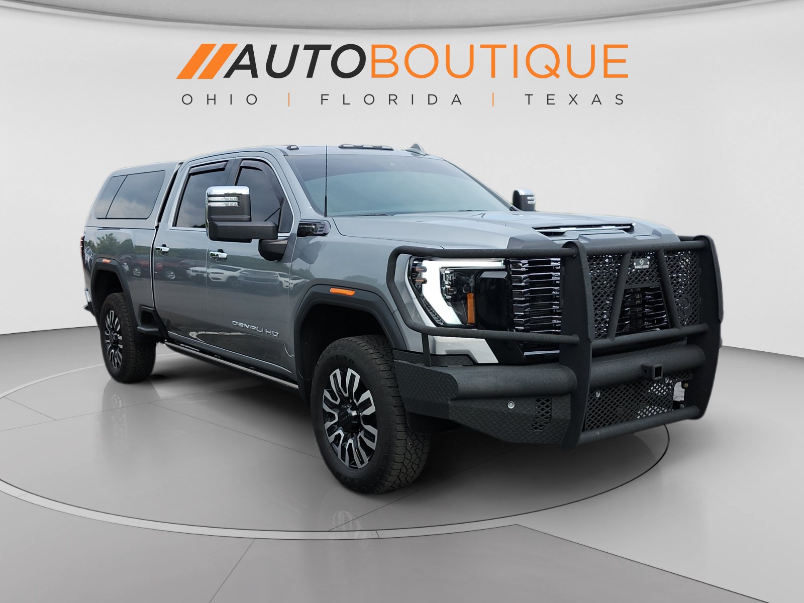 Used 2025 GMC Sierra 2500 Denali Ultimate w/ Max Trailering Package AWD/4WD image 7