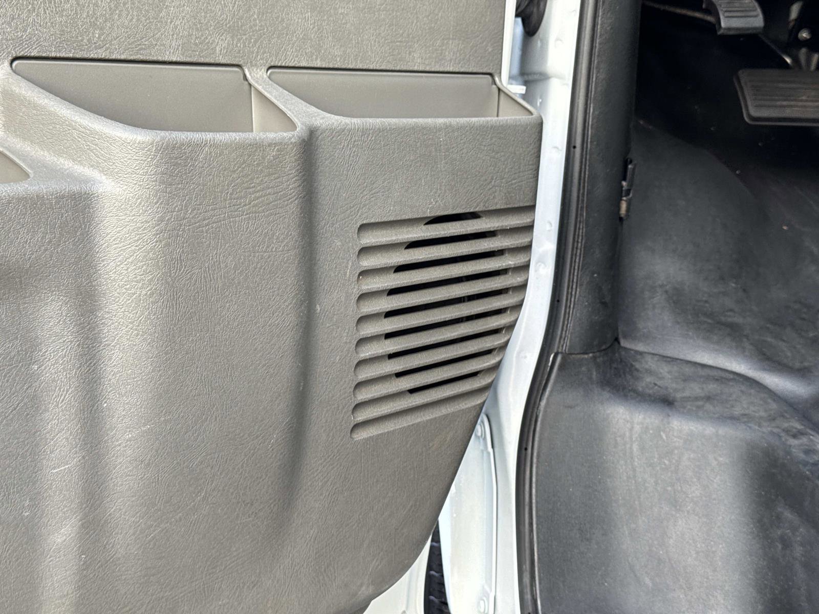 Used 2024 GMC Savana 2500 w/ Driver Convenience Package image 18