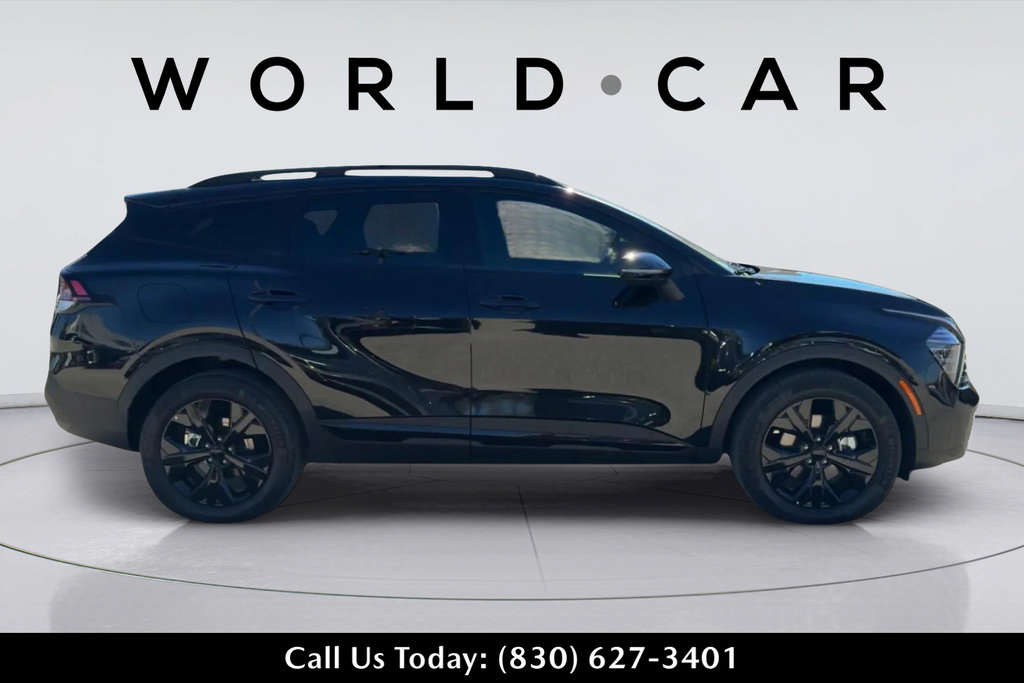 Used 2025 Kia Sportage X-Line AWD/4WD image 2