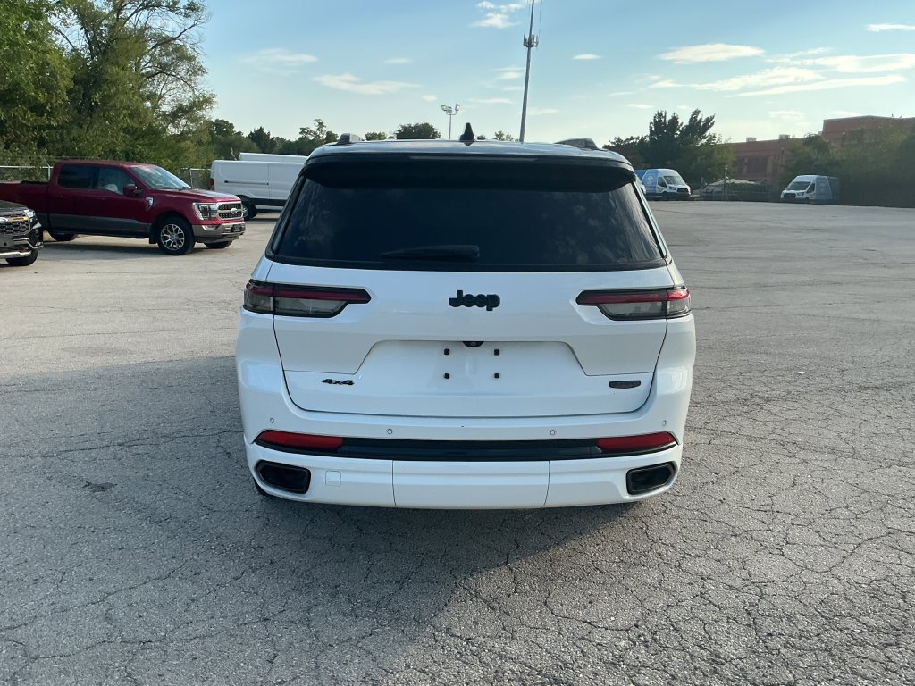 Used 2023 Jeep Grand Cherokee L Summit w/ High Altitude Package AWD/4WD image 6