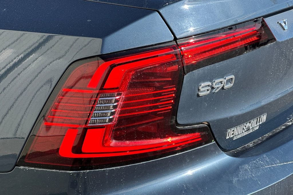Used 2024 Volvo S90 T8 Ultimate image 27
