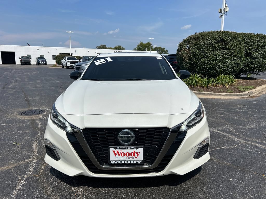 Used 2021 Nissan Altima 2.0 SR FWD image 4