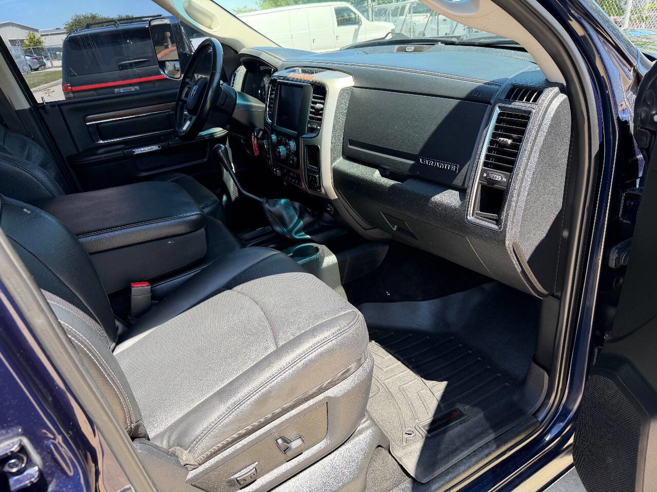 Used 2014 RAM 3500 Laramie w/ Cold Weather Group AWD/4WD image 46