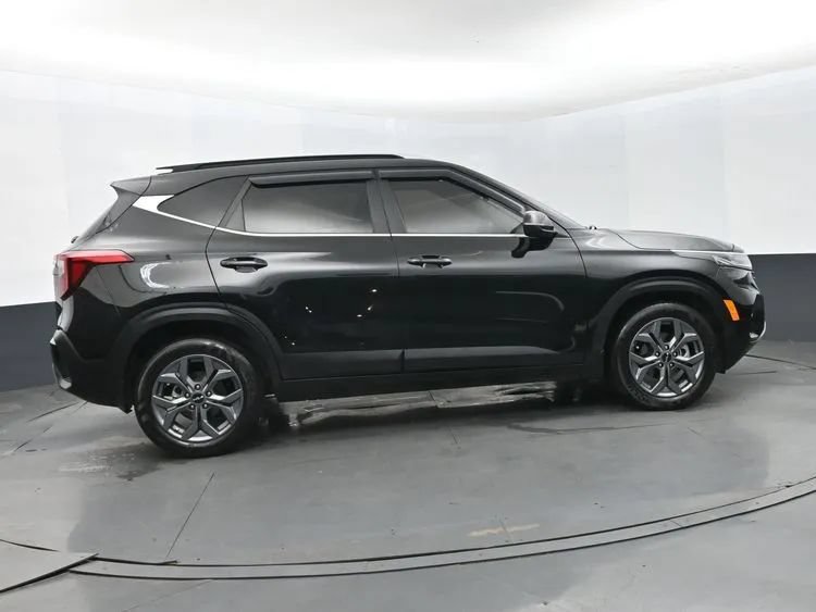 Used 2024 Kia Seltos S FWD image 4