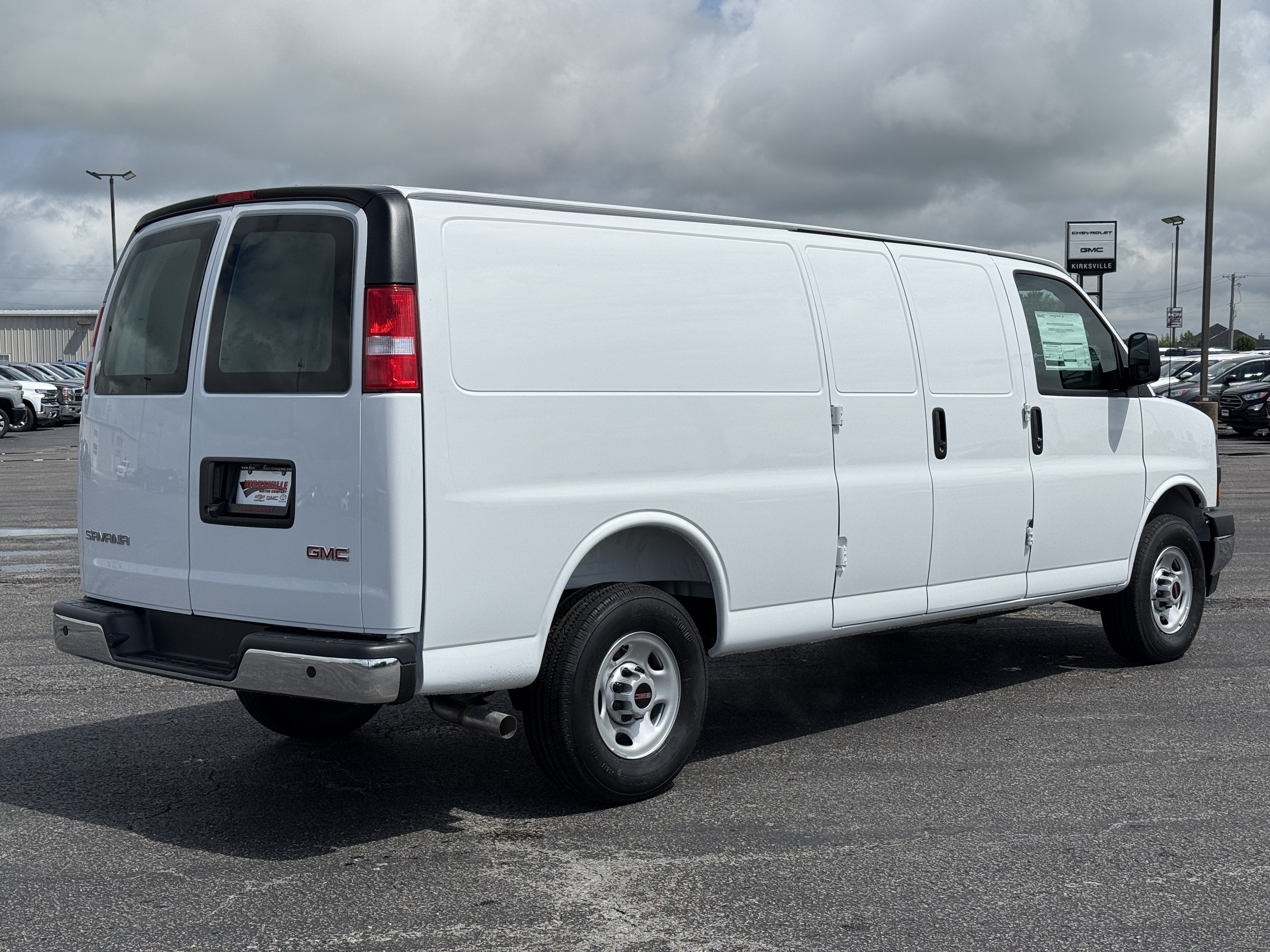 New 2026 GMC Savana 2500 Extended w/ Driver Convenience Package RWD image 5