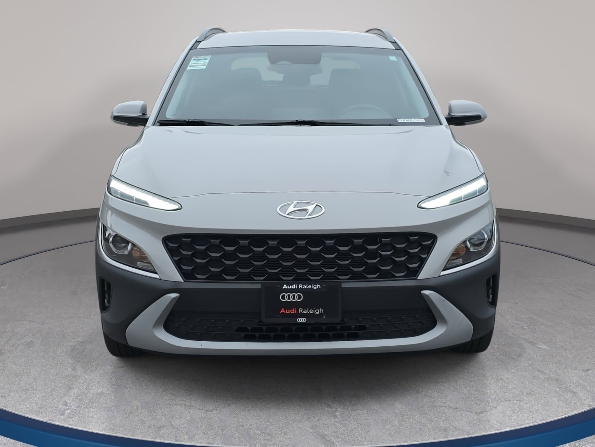 Used 2023 Hyundai Kona SEL w/ Cargo Package image 2