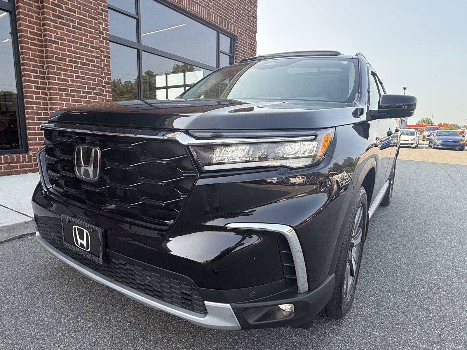 Used 2024 Honda Pilot Touring image 27
