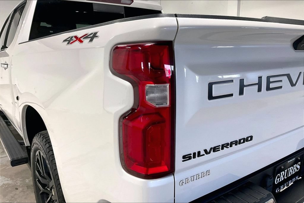 Used 2021 Chevrolet Silverado 1500 LTZ w/ LPO, Dark Essentials Package AWD/4WD image 39