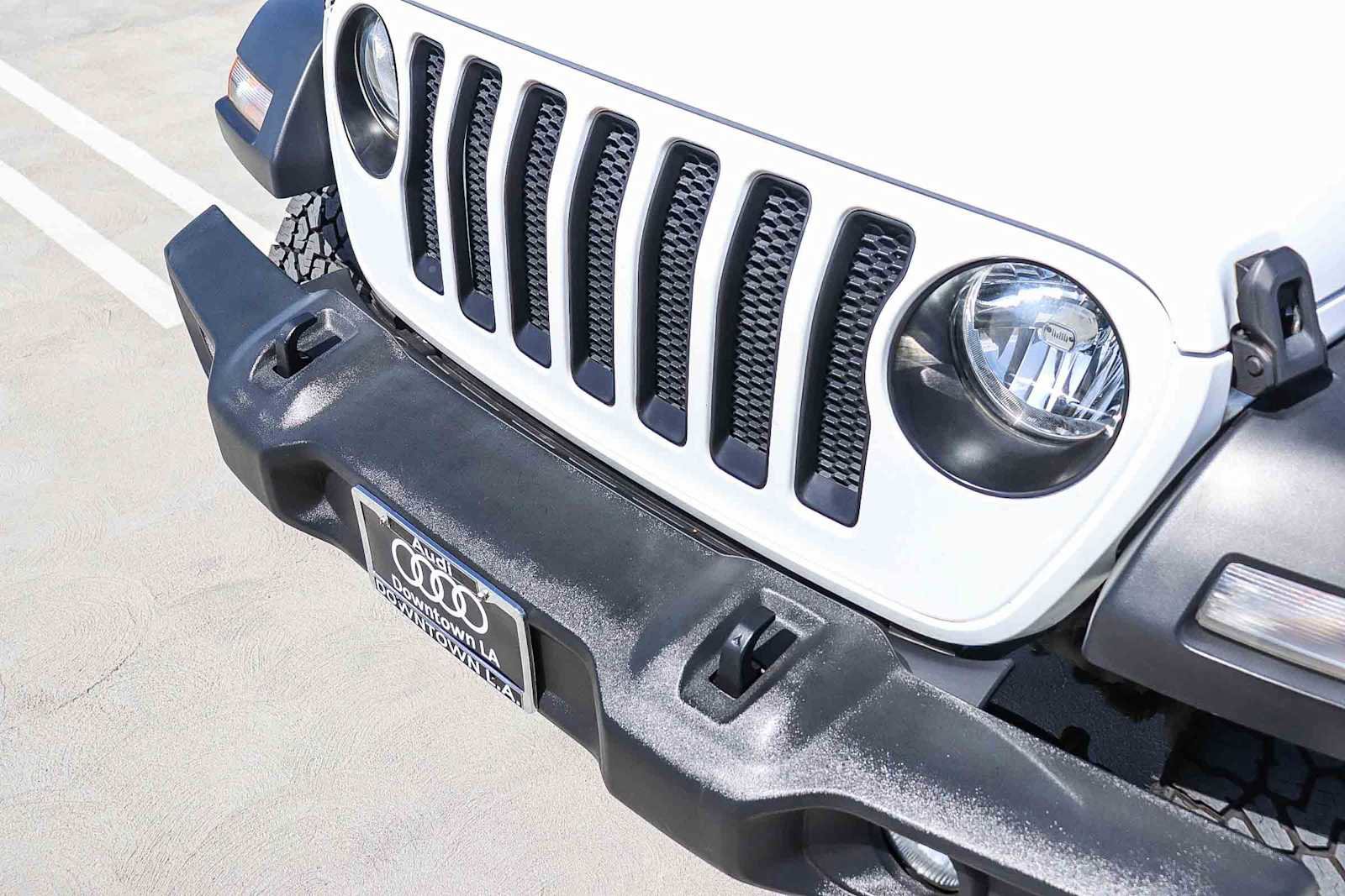 Used 2018 Jeep Wrangler Unlimited Sport S AWD/4WD image 8